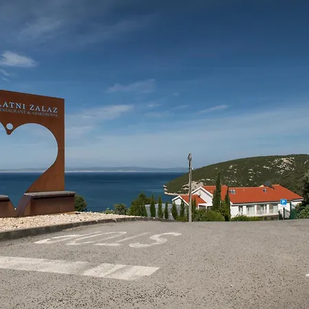 Appartamento Zlatni Zalaz,apartments,supetarska Draga *