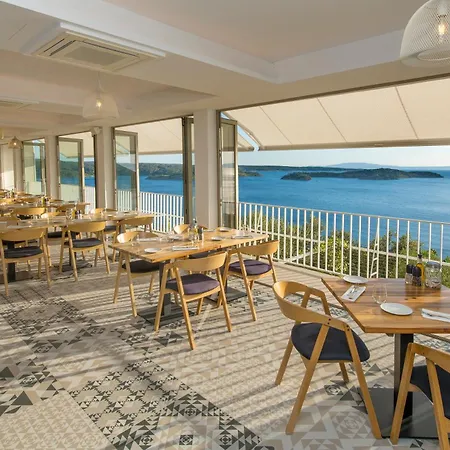 Zlatni Zalaz,apartments,supetarska Draga Supetarska Draga