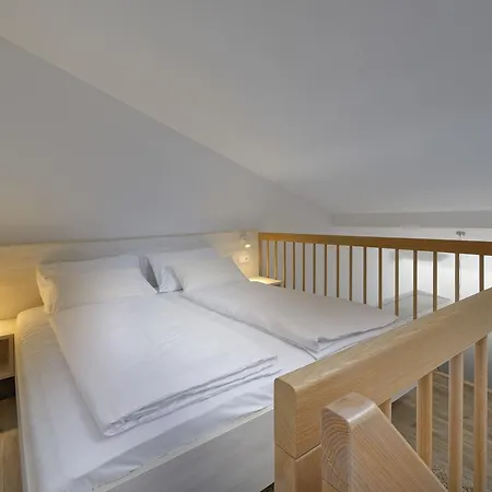 Apartmán Zlatni Zalaz,apartments,supetarska Draga *