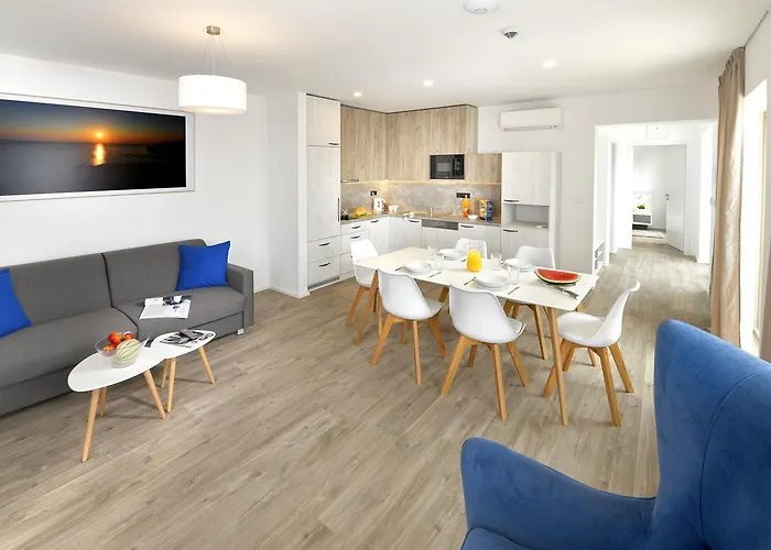 Apartment Zlatni Zalaz,apartments,supetarska Draga