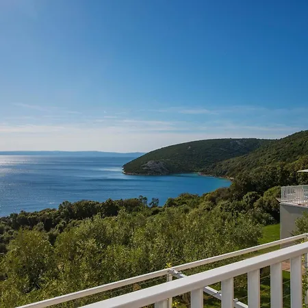 Zlatni Zalaz,apartments,supetarska Draga Apartmán