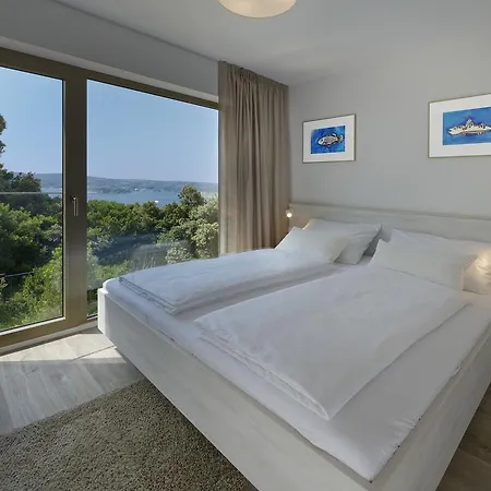 Zlatni Zalaz,apartments,supetarska Draga