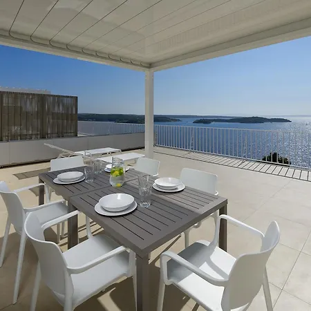 Zlatni Zalaz,apartments,supetarska Draga Apartmán