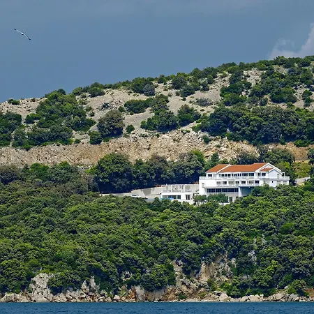 Apartment Zlatni Zalaz,apartments,supetarska Draga