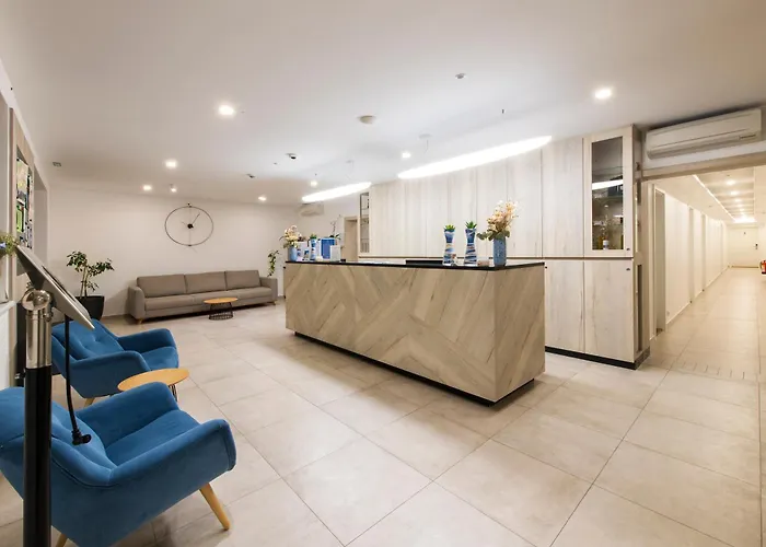 Zlatni Zalaz,apartments,supetarska Draga *
